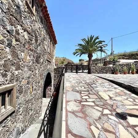 Apto En Una Casa Rural, Con Cocina, Piscina, Barbacoa Compartidas Y Vistas En Sur De Tenerife 산미겔데아보나