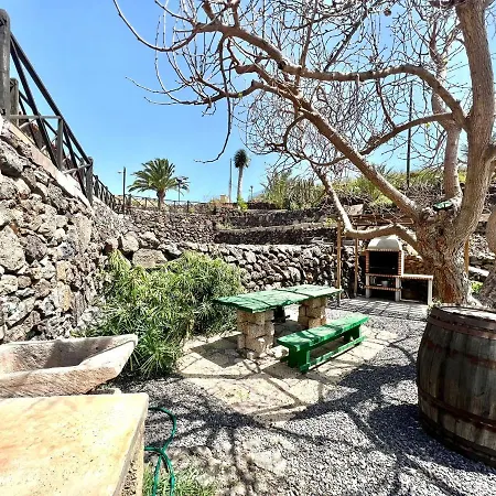 Apto En Una Casa Rural, Con Cocina, Piscina, Barbacoa Compartidas Y Vistas En Sur De Tenerife * 산미겔데아보나