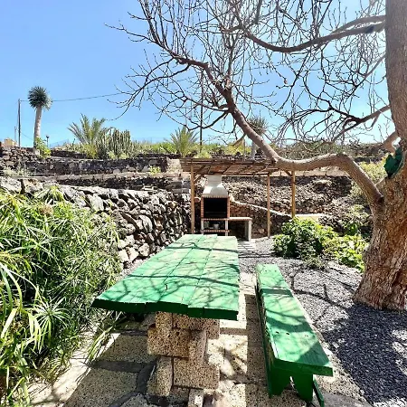 펜션 Apto En Una Casa Rural, Con Cocina, Piscina, Barbacoa Compartidas Y Vistas En Sur De Tenerife 산미겔데아보나