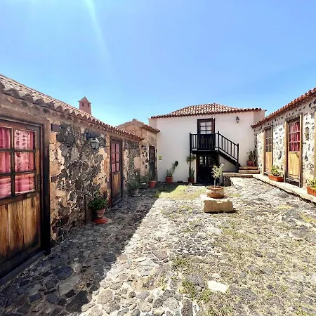 펜션 Apto En Una Casa Rural, Con Cocina, Piscina, Barbacoa Compartidas Y Vistas En Sur De Tenerife 산미겔데아보나