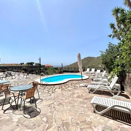 펜션 Apto En Una Casa Rural, Con Cocina, Piscina, Barbacoa Compartidas Y Vistas En Sur De Tenerife *